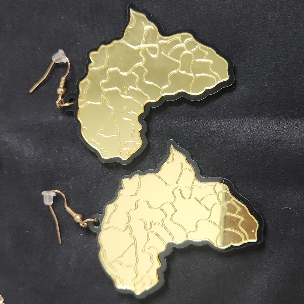 Vintage Africa Earring